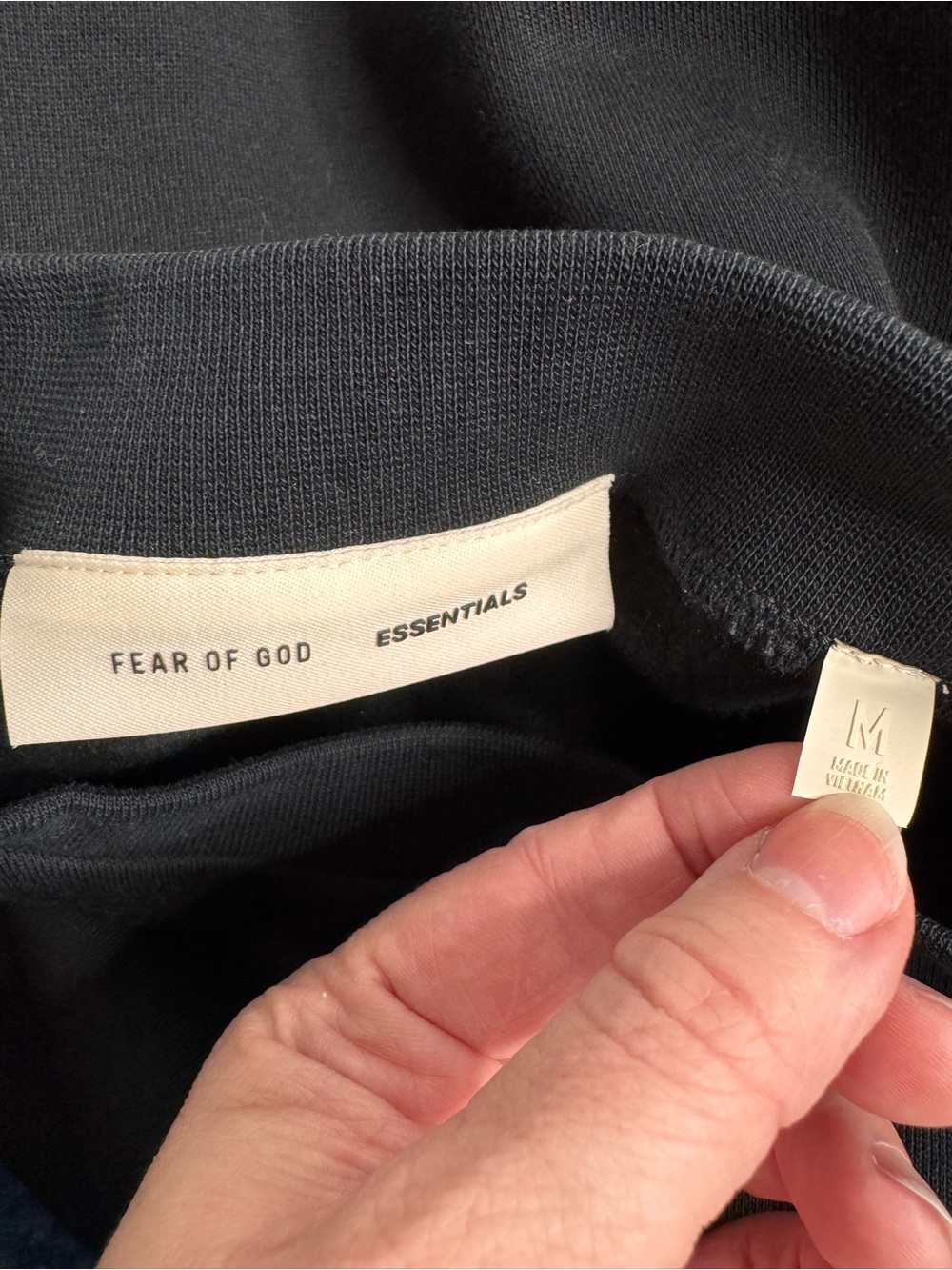 Essentials Classic Crewneck Sweatshirt Mens Medium NWT Fear of God Logo Fleece - Picture 4 of 6